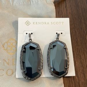 Kendra Scott Ella Gunmetal Hematite faceted glass drop earrings